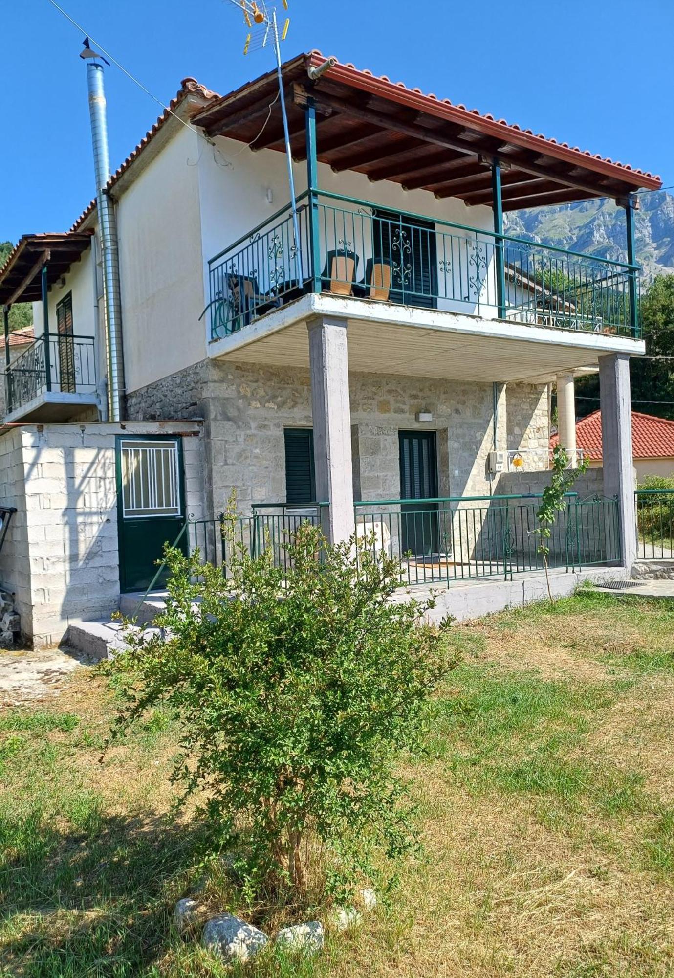 Apartment Dimitris House